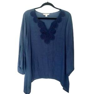 Blue Tunic Blouse with lace Appliqué